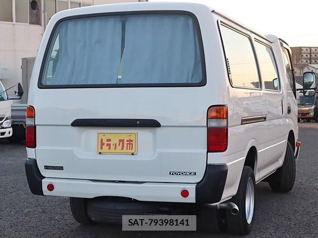 Toyota TOYOACE 2016-05 1746465-4