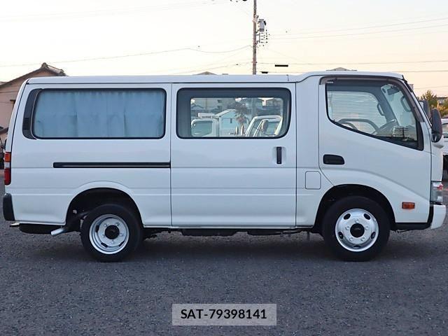 Toyota TOYOACE 2016-05 1746465-7