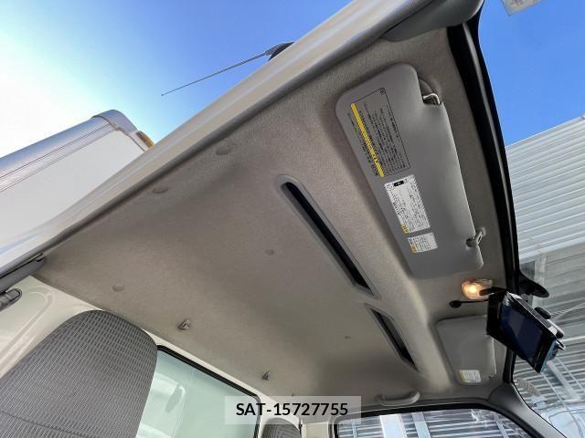 Toyota TOYOACE 2013-09 1746454-17