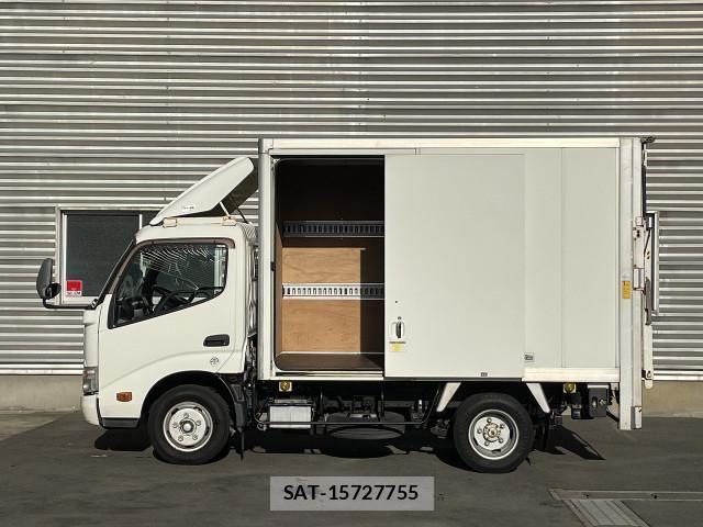 Toyota TOYOACE 2013-09 1746454-22