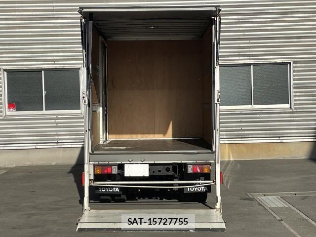 Toyota TOYOACE 2013-09 1746454-2