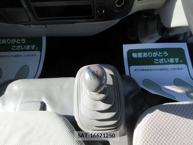 Toyota TOYOACE 2008-04 1829727-15
