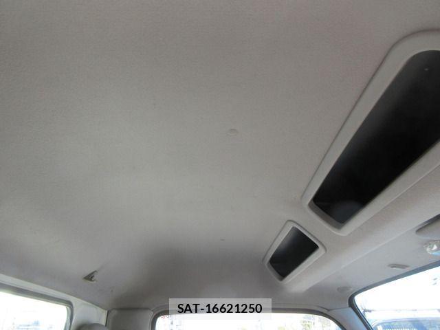 Toyota TOYOACE 2008-04 1829727-16