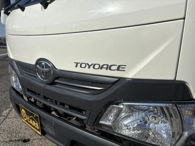 Toyota TOYOACE 2018-11 2197827-13