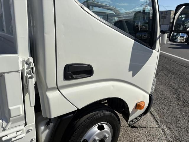 Toyota TOYOACE 2018-11 2197827-16