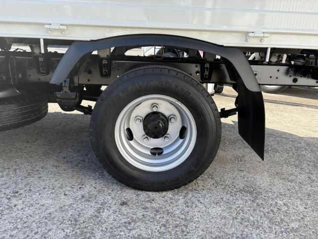 Toyota TOYOACE 2018-11 2197827-26