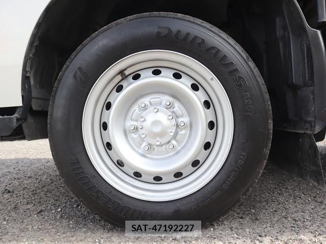 Toyota TOYOACE 2014-02 2317518-25