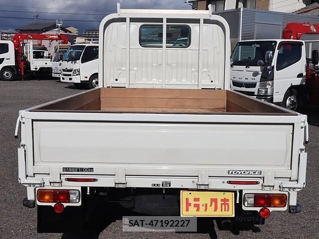 Toyota TOYOACE 2014-02 2317518-5
