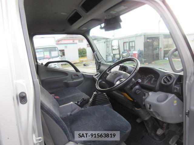 Toyota TOYOACE 2020-01 2317516-11