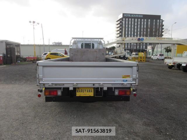 Toyota TOYOACE 2020-01 2317516-6