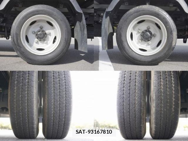Toyota TOYOACE 2018-05 2679215-23