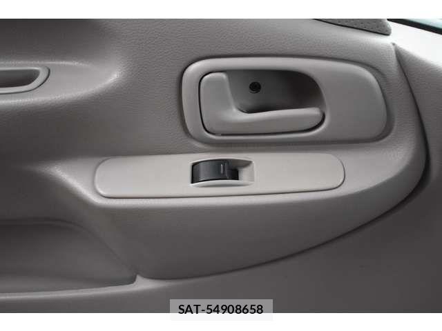 Toyota TOYOACE 2005-01 3415332-9