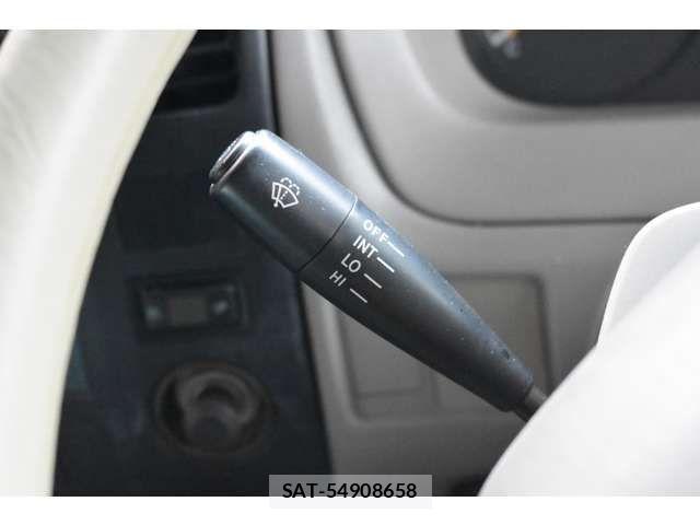 Toyota TOYOACE 2005-01 3415332-14