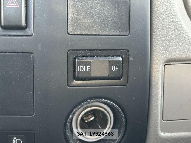 Toyota TOYOACE 2009-12 4111885-18
