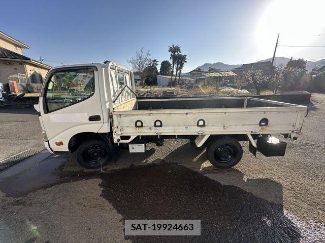 Toyota TOYOACE 2009-12 4111885-3