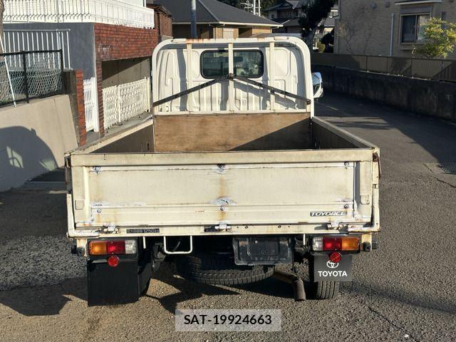 Toyota TOYOACE 2009-12 4111885-5