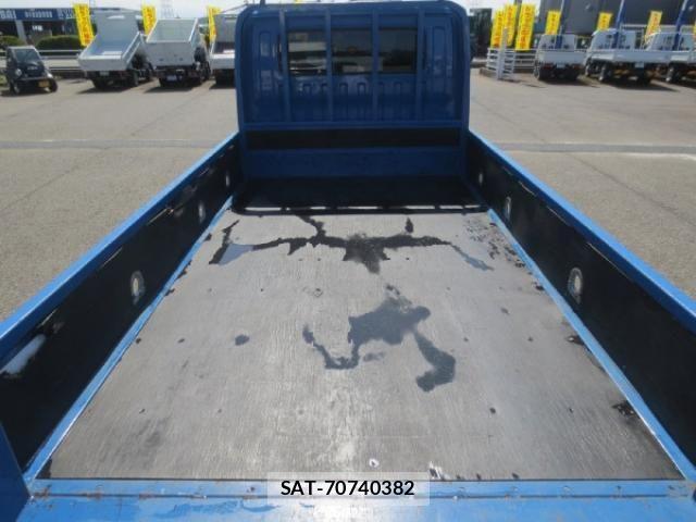 Toyota TOYOACE 2019-03 4641340-9