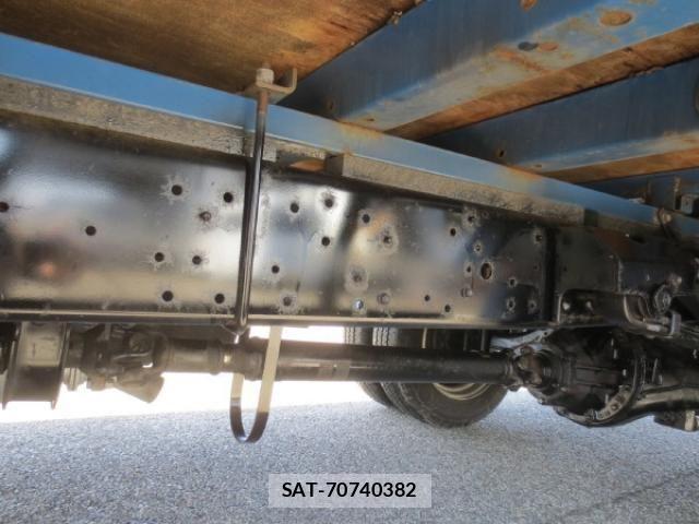 Toyota TOYOACE 2019-03 4641340-11
