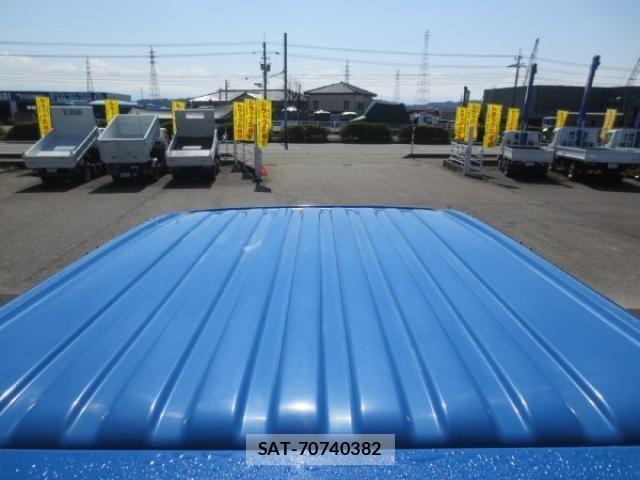 Toyota TOYOACE 2019-03 4641340-19