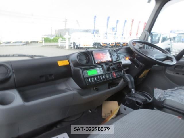 Toyota TOYOACE 2018-03 4758795-17