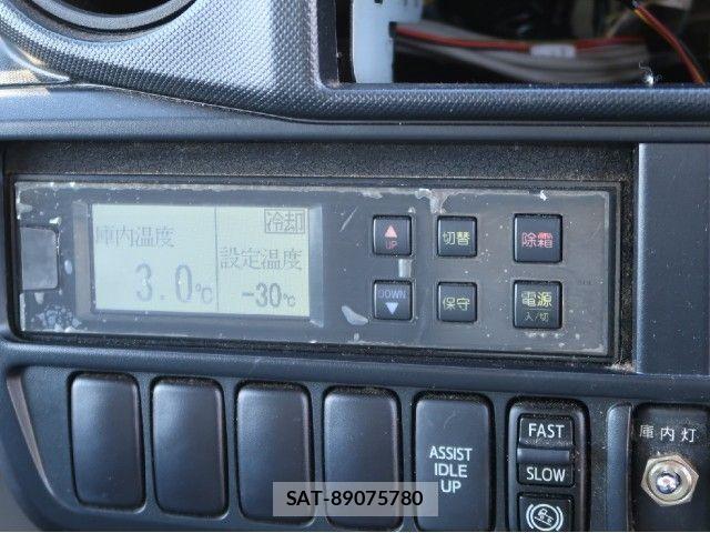 Toyota TOYOACE 2014-07 4991189-18