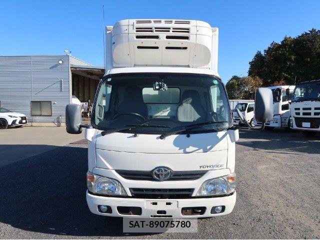 Toyota TOYOACE 2014-07 4991189-4