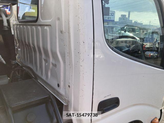 Toyota TOYOACE 2014-11 4991176-17