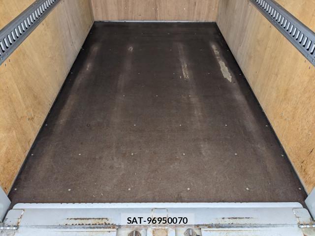 Toyota TOYOACE 2019-04 5881136-13
