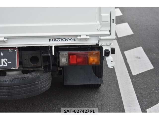 Toyota TOYOACE 2014-04 5881101-13