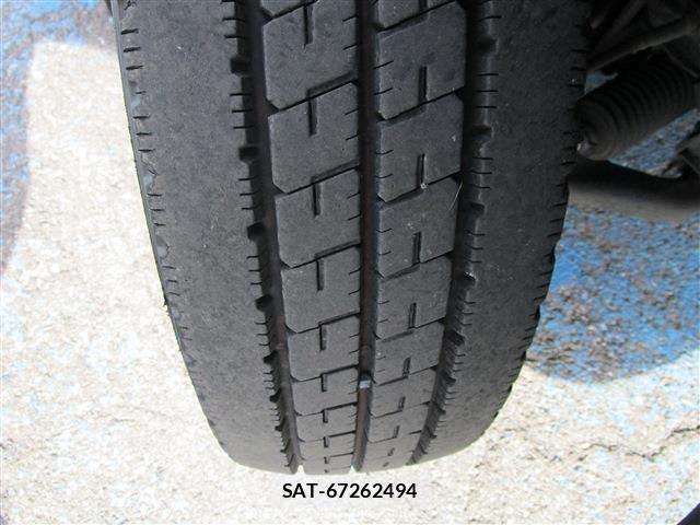 Toyota TOYOACE 2013-04 5881127-17