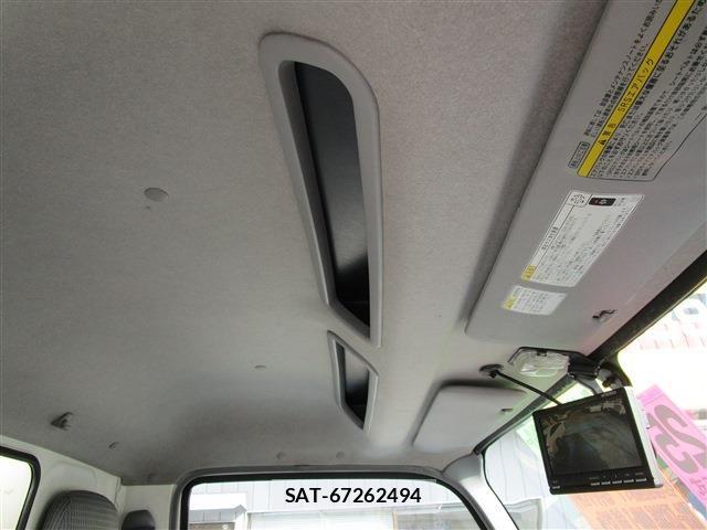 Toyota TOYOACE 2013-04 5881127-21