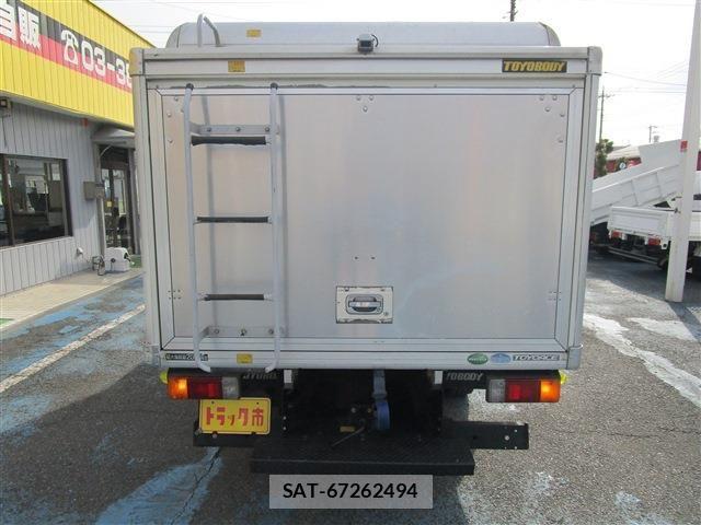 Toyota TOYOACE 2013-04 5881127-4