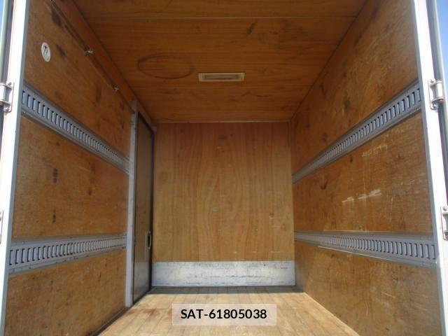 Toyota TOYOACE 2018-03 5881135-18
