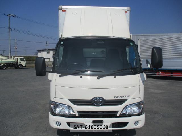 Toyota TOYOACE 2018-03 5881135-3