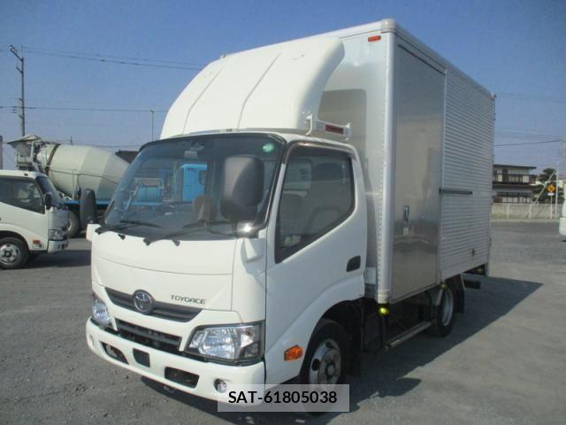 Toyota TOYOACE 2018-03 5881135-4