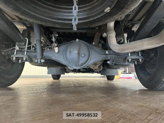 Toyota TOYOACE 2018-03 5881110-23