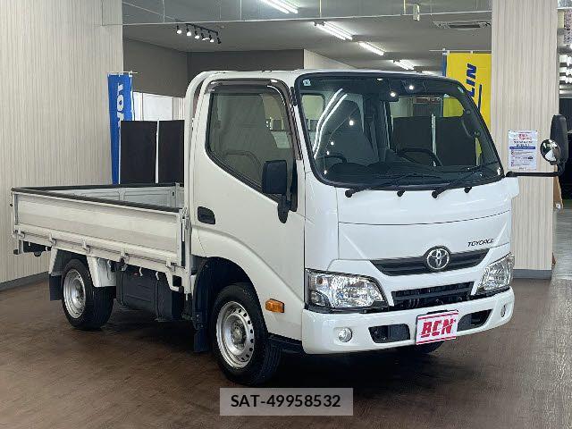 Toyota TOYOACE 2018-03 5881110-6