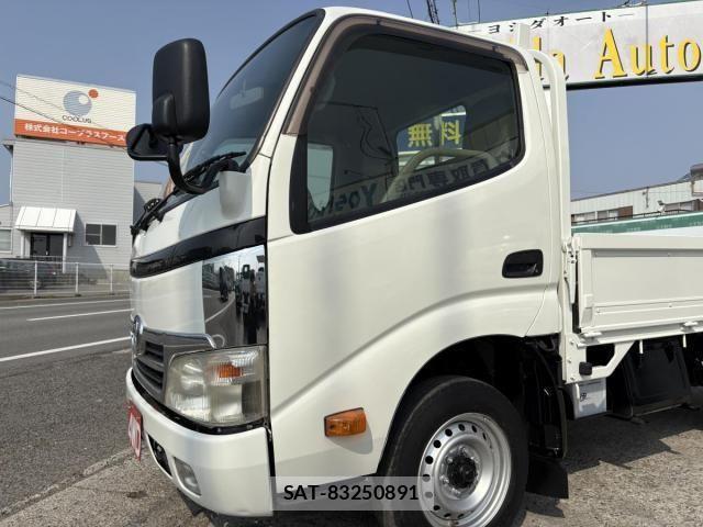 Toyota TOYOACE 2012-03 5881111-14