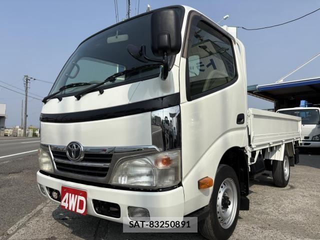 Toyota TOYOACE 2012-03 5881111-7