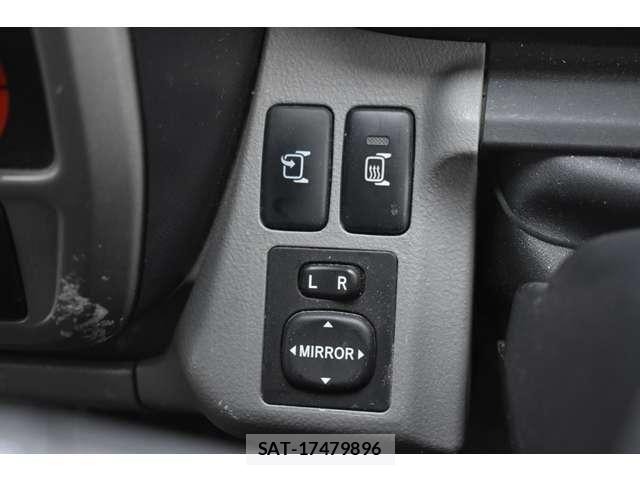 Toyota TOYOACE 2017-08 6220540-3