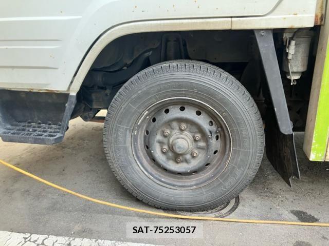 Toyota TOYOACE 1991-09 6504222-4