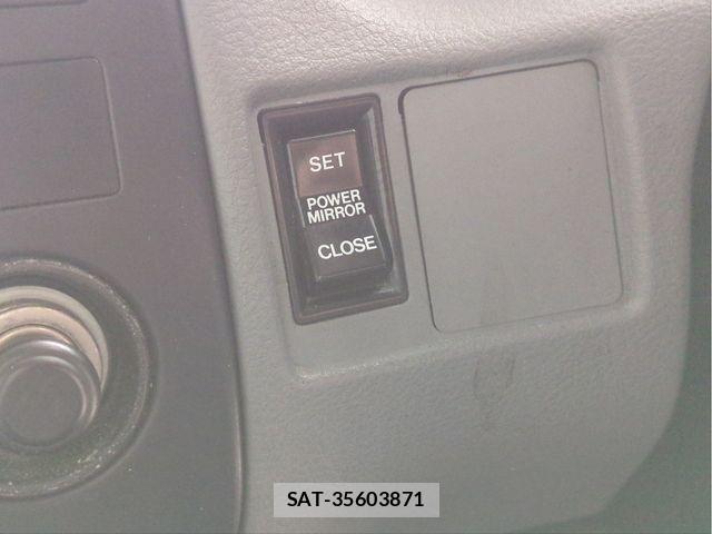 Toyota TOYOACE 2016-09 6615279-14