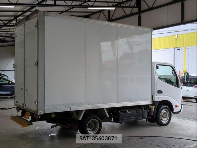 Toyota TOYOACE 2016-09 6615279-1