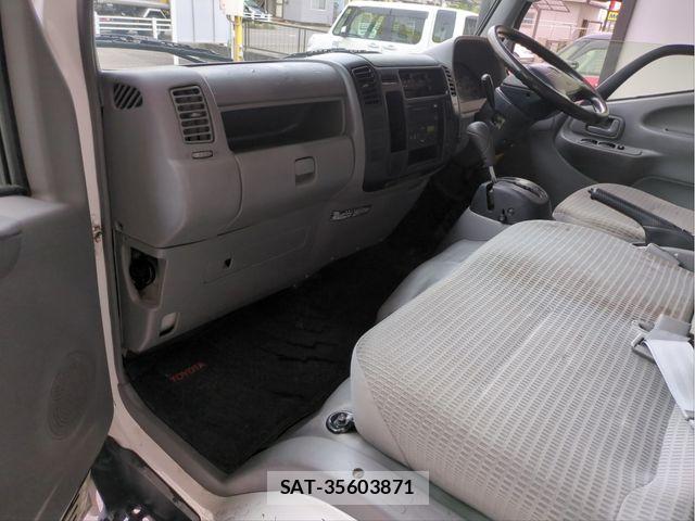 Toyota TOYOACE 2016-09 6615279-2