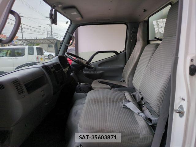 Toyota TOYOACE 2016-09 6615279-3