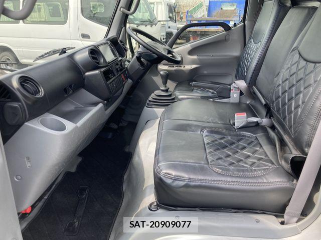 Toyota TOYOACE 2020-02 6642746-6