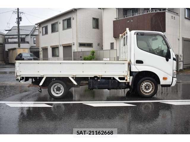 Toyota TOYOACE 2015-03 6673937-17