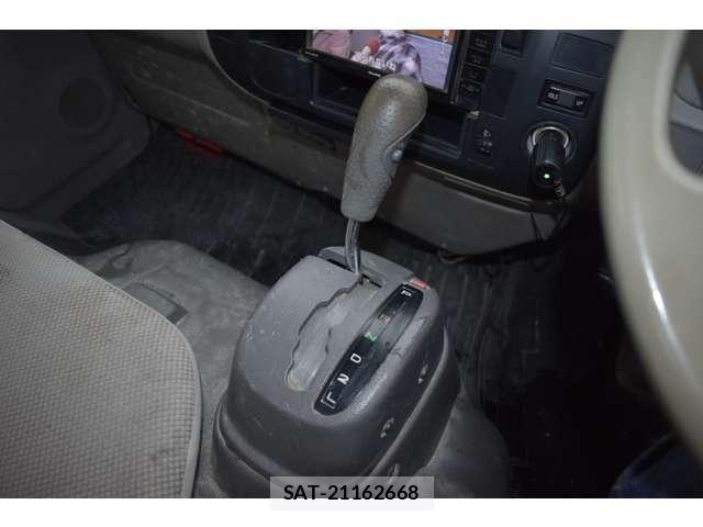 Toyota TOYOACE 2015-03 6673937-4