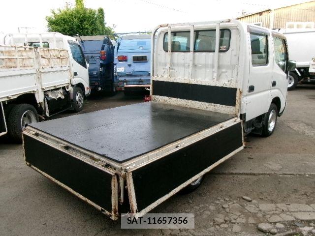 Toyota TOYOACE 2007-03 6717567-12