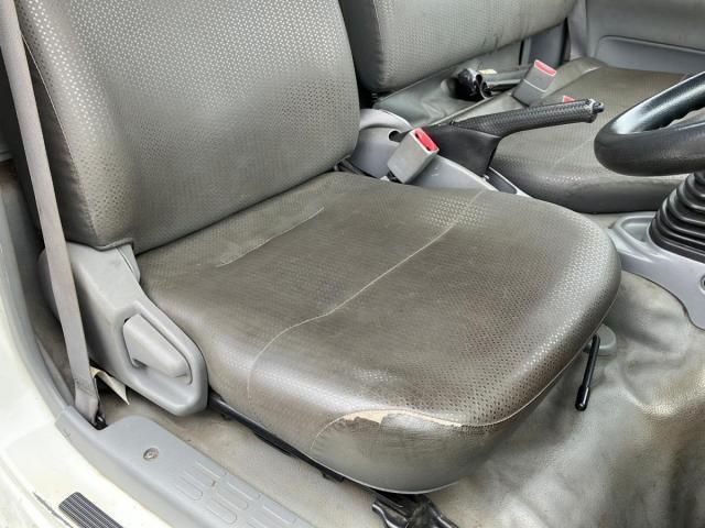 Toyota TOYOACE 2013-12 6805544-18